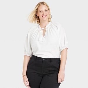 Knox Rose Top Size XL White Frills V Neck Cinched Elbow Length Puff Sleeve New